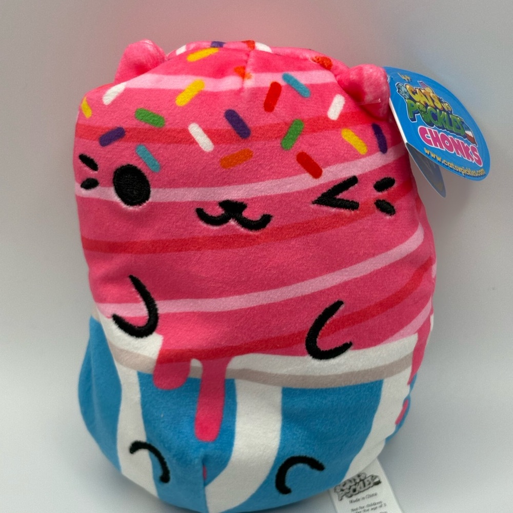 Cats vs Pickles Chonks 6" Milkshake #412 Bean Bag Plush Toy New with Tags Cepia